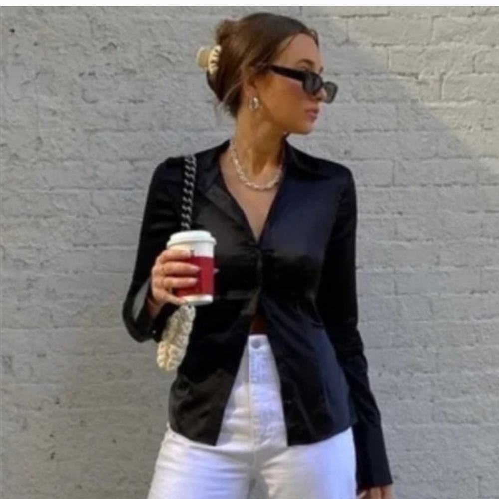 Weworewhat Danielle Bernstein silky button down black